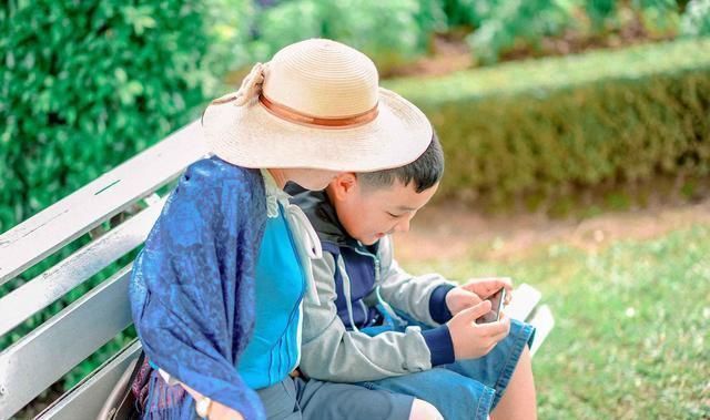 穷人家|穷孩子和富孩子,真的容易区分吗?即使穿着同样的校服,也能看出