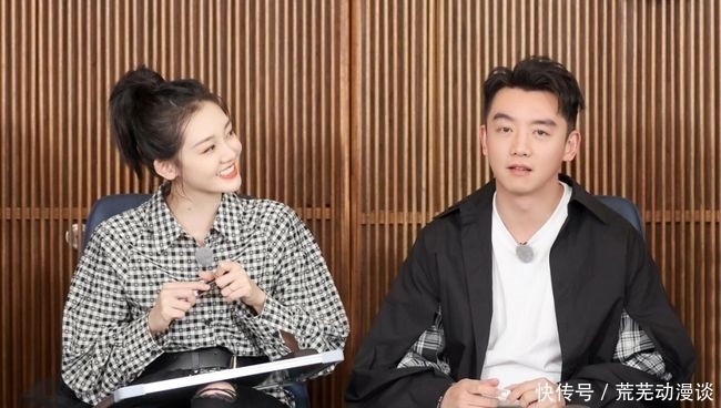 跑男 《奔跑吧》郑恺和苗苗之间的互动,真是撒了一大波狗粮