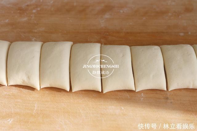 好看|又找到一种花卷新做法,不用拧,倍儿好看,手残党也能一次成功