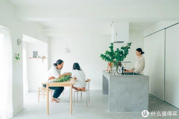 装修|日本主妇改造40年老宅,全屋没几件家具,网友:30万花哪儿了?!