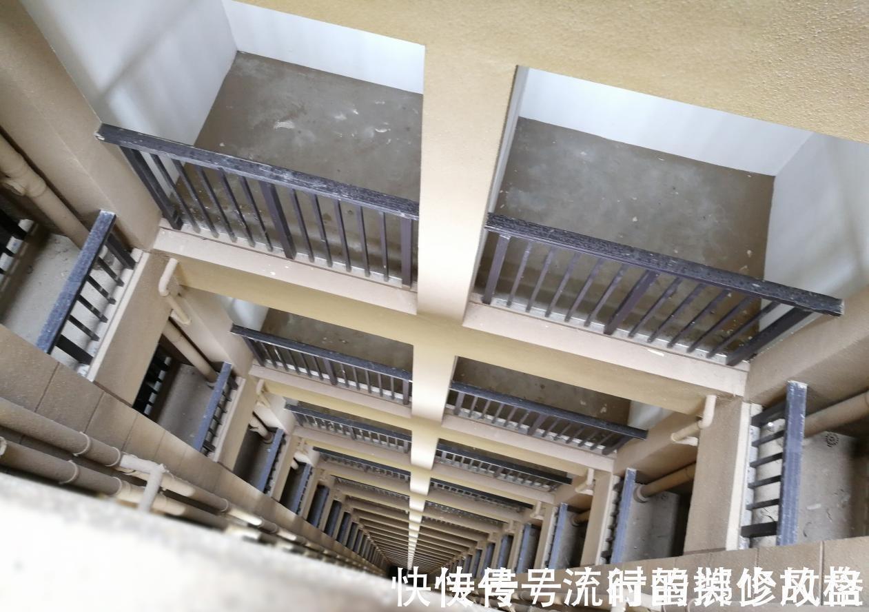 连廊|别人买房都不喜欢连廊,我哥们却专挑连廊户型买,住了一年说真香