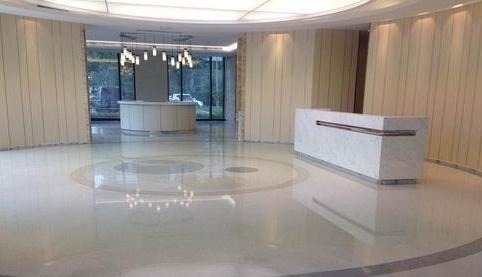 地面|为什么大家都不贴瓷砖和大理石了地面更流行铺它代替,太聪明了
