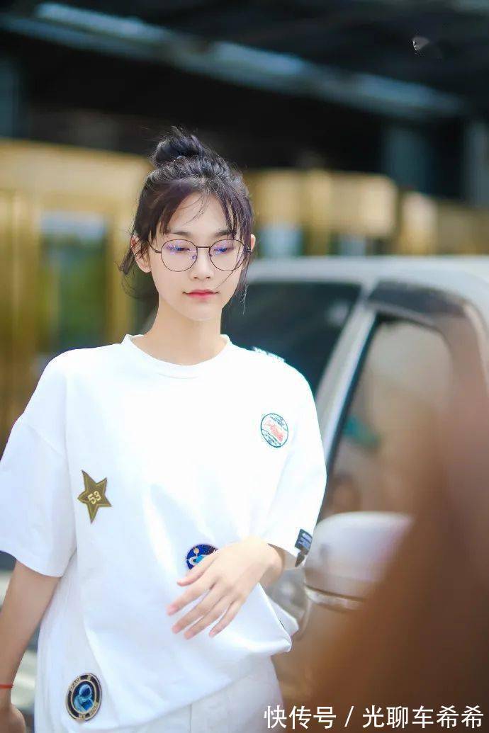 碎发|别让大脸拉低你的颜值!get这4个技巧,时髦翻倍还显脸小!