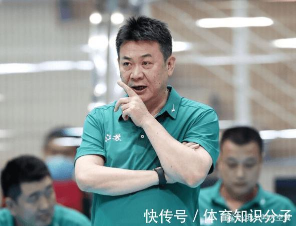 中国女排|蔡斌出任中国女排主帅原因浮出水面,不是名气,也不是年龄