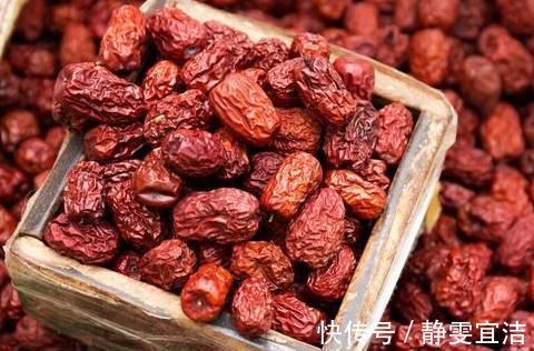 小技巧|红枣并非越大越好，买红枣时，牢记3个小技巧，轻松买到优质红枣