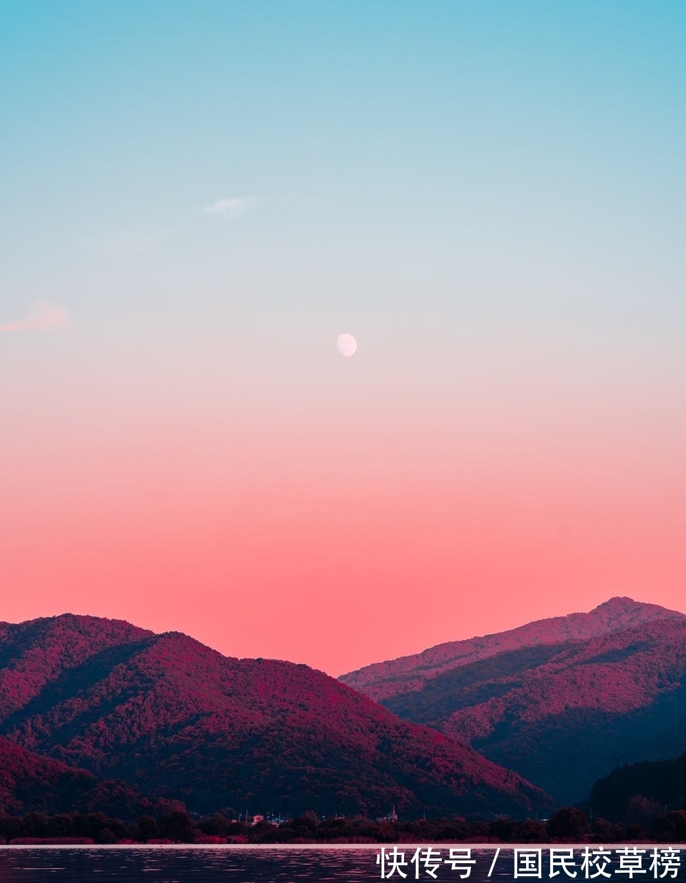 纤云$诗词丨秋月当天,纤云都净