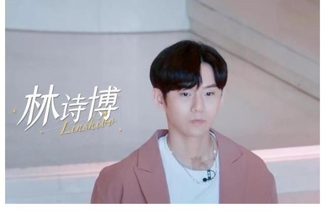 寫真|機(jī)智的戀愛(ài)：劇情反轉(zhuǎn)看點(diǎn)十足，女2男4感情受挫“中途下車”