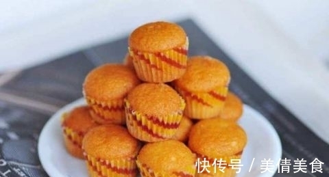 想吃鸡蛋糕不用买 自己在家也能做 只需简单3步