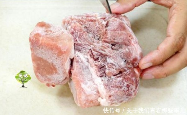 无论解冻什么肉,最忌直接用水泡,教你3招,解冻快,口感像鲜肉
