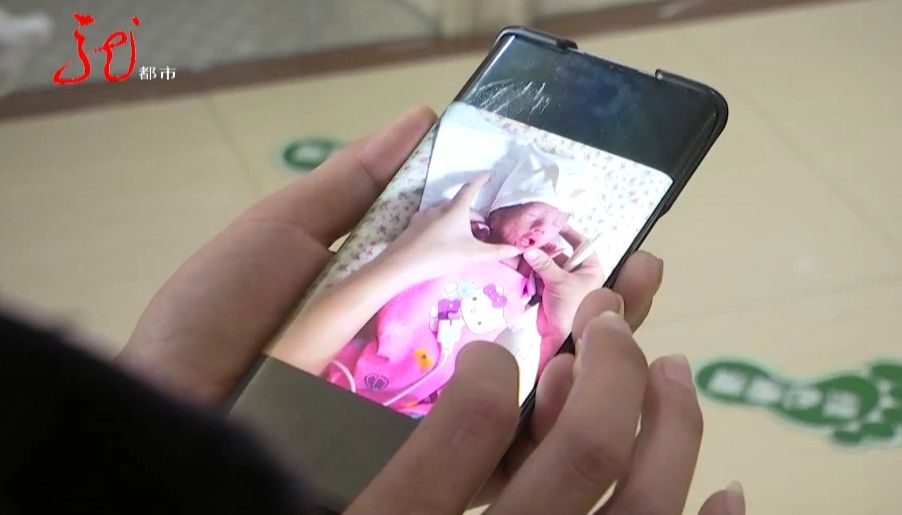 绥棱县|龙凤胎早产，哥哥不足3斤，妹妹890克！孩子父亲落泪：“砸锅卖铁也要救”！