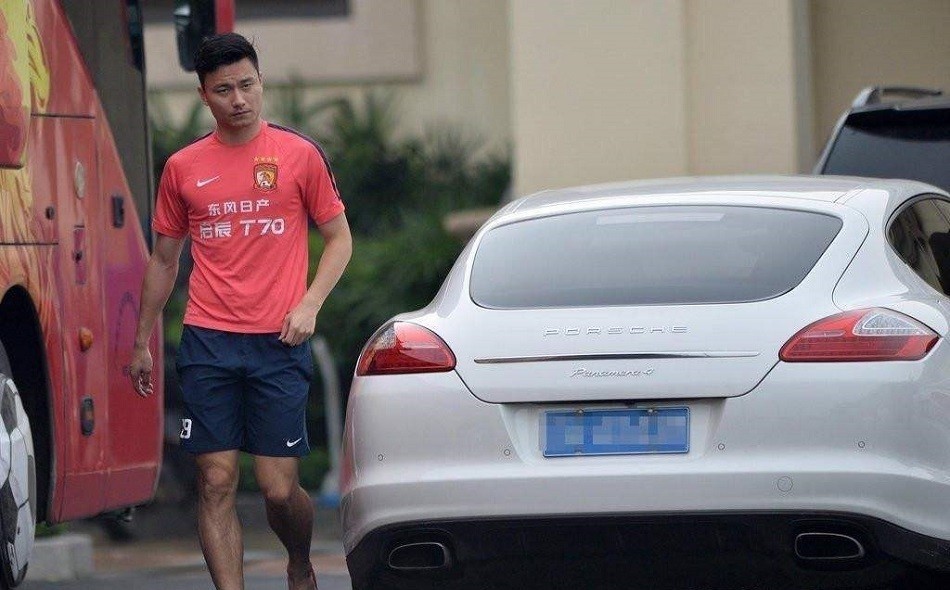 恒大|12年后,落魄的广州恒大,为啥依旧是中超的风向标?不可笑吗?