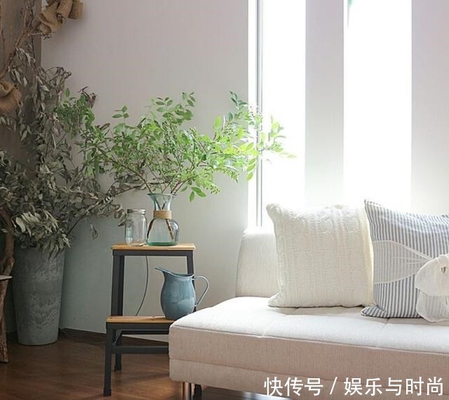 小两口之家,全屋布满绿植鲜花,把生活过成了诗,太美太治愈了!