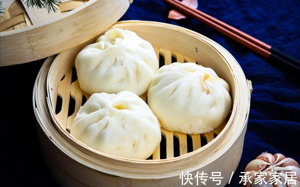 五香粉|蒸包子容易“死面”？奶奶教我3窍门，包子松软可口，出锅不回缩