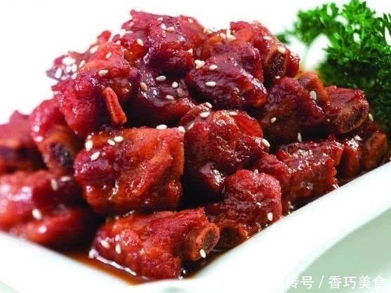 几道年夜饭,喷香红火,年味十足,让家人大口朵颐,开怀畅饮