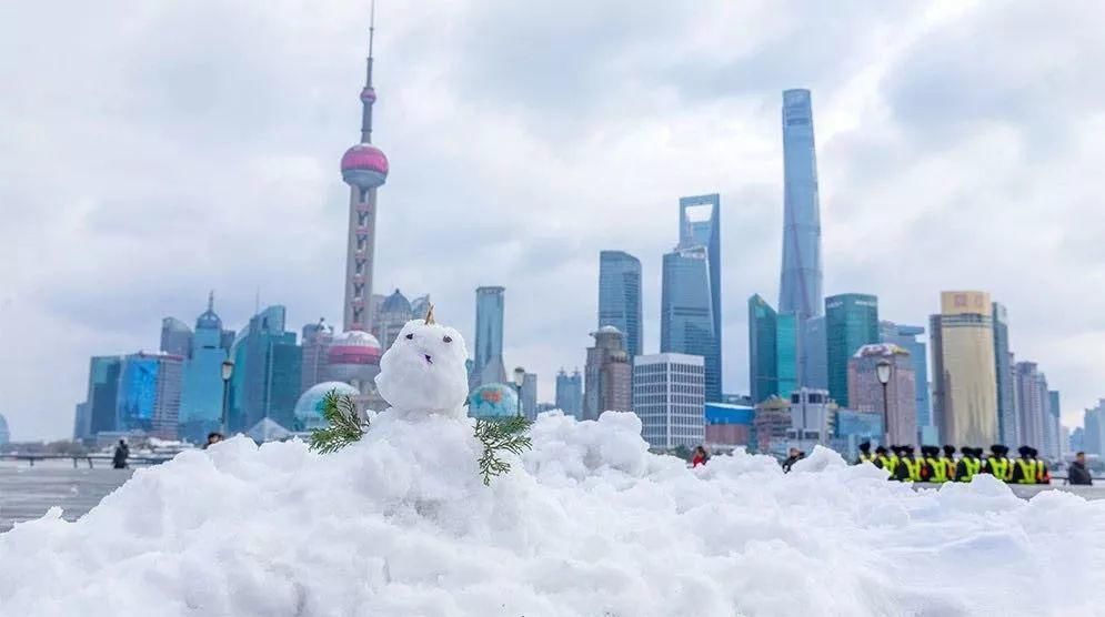 一下雪,上海就美成了魔都!