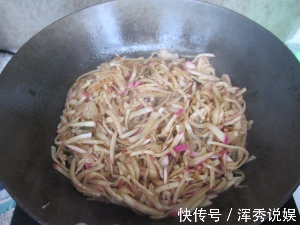美味|包萝卜饺子，千万别焯水或者杀水！教你正确方法，饺子鲜香又美味