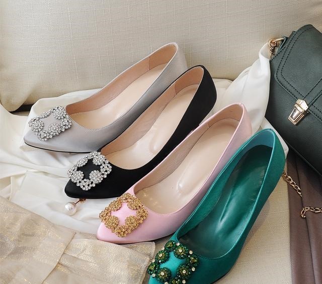 高跟鞋 最美的脚踝,最美的女鞋,最美的猫跟鞋,让你艳压众人