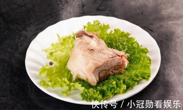 骨钙|吃一次等于10斤猪骨,骨科主任:你若爱吃,骨骼会感激你