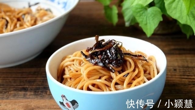 葱油|葱油面好吃不难做, 掌握住方法就能做出一碗色香味俱全的葱油拌面