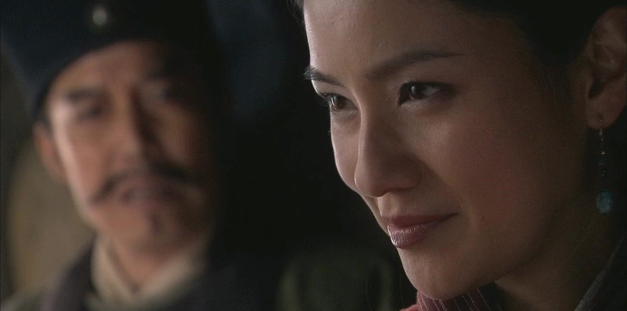 飞刀!水浒传中3个女将,2个惨死1个活了下来,为啥只有她得以善终!