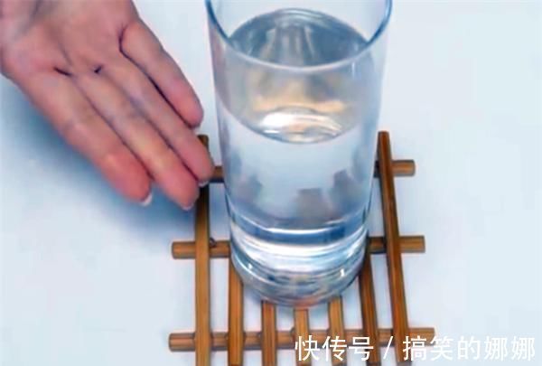 改造|旧裤子简单改造一下，做成的小工具太实用了，学到就是赚到