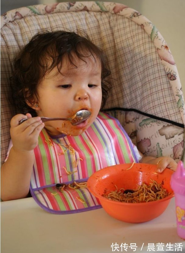 孩子|孩子什么时候能吃肉?1岁不是分界线,很多家长都搞错了