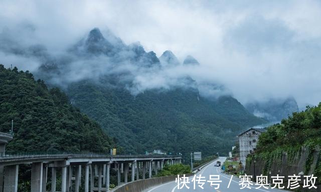 峡谷|旅游宜昌，朝天吼怎么玩？4点建议让你玩出更高性价比