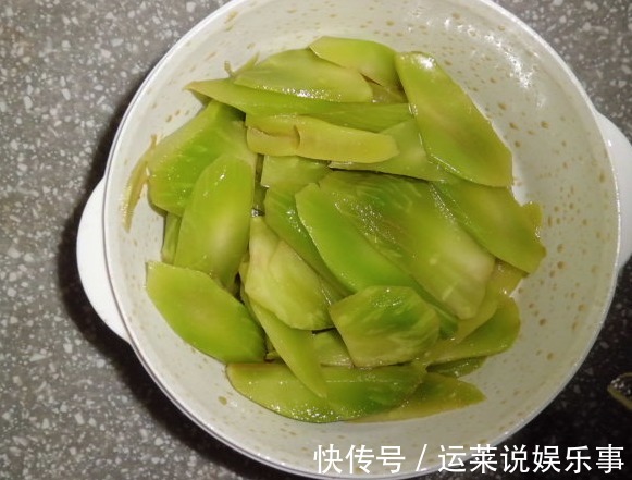 食品|在有孕阶段，有4种食品孕妈尽量常吃，能减缓孕吐，还能促进排毒