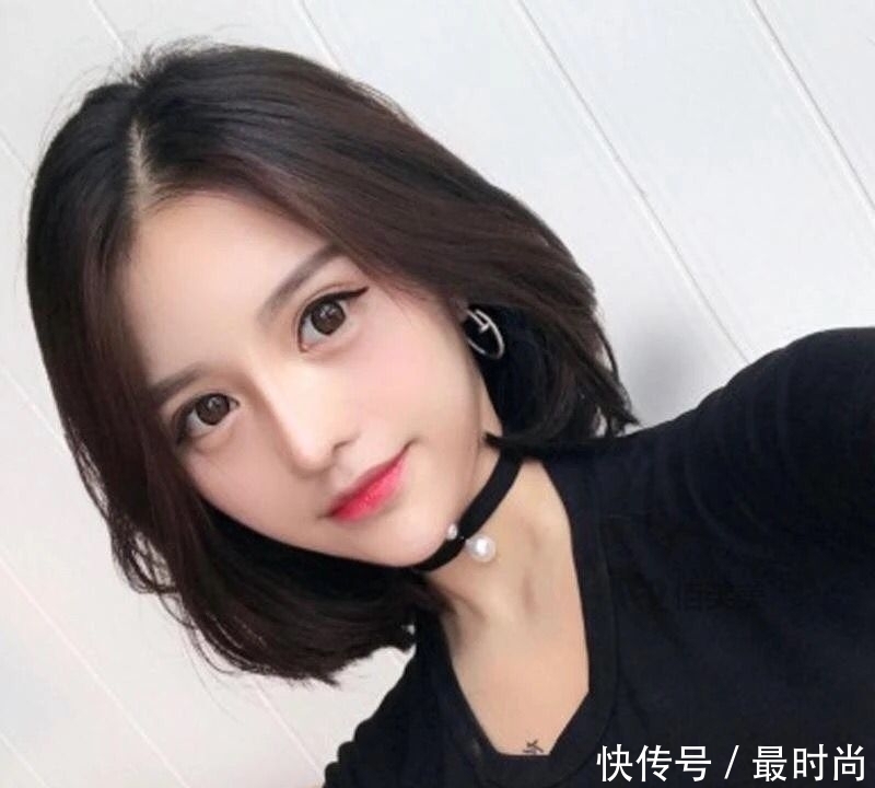 女孩子|网上很火的“不过肩”烫发,减龄又洋气,换了发型比整容更有魅力