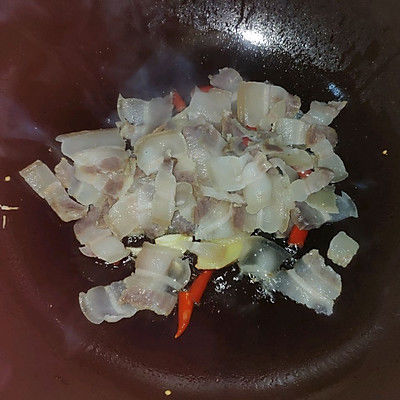 藜蒿炒腊肉