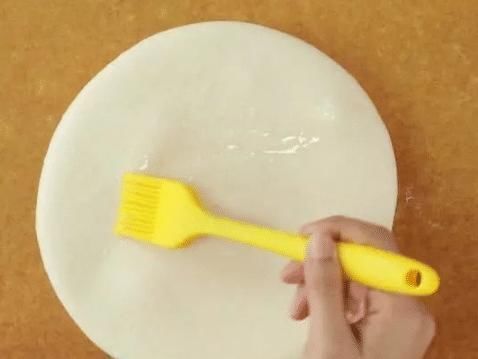 和面为什么要加食用油？包子铺老板告诉你原因，看完你就懂了！