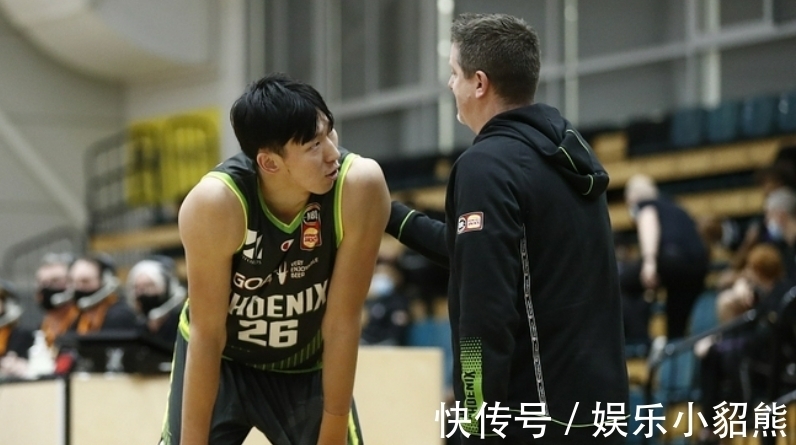伊拉瓦拉老鹰队|17分12板!周琦要是再向上走一步,那么就会有NBA球队送出合同了