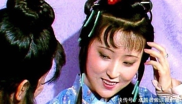 顿觉|贾宝玉为何给黛玉讲耗子精的故事细琢磨,顿觉阴森刺骨