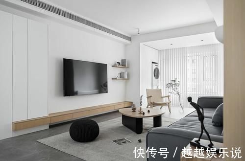 缩小|为追求极简,她坚持不安装门窗套,全屋骨子里都透着干净!
