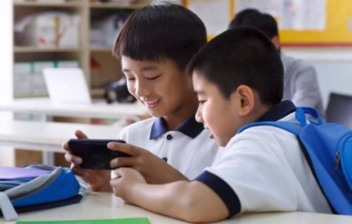 孩子|“妈妈,我为什么不能玩游戏?”这位妈妈的回答,值得家长们学习