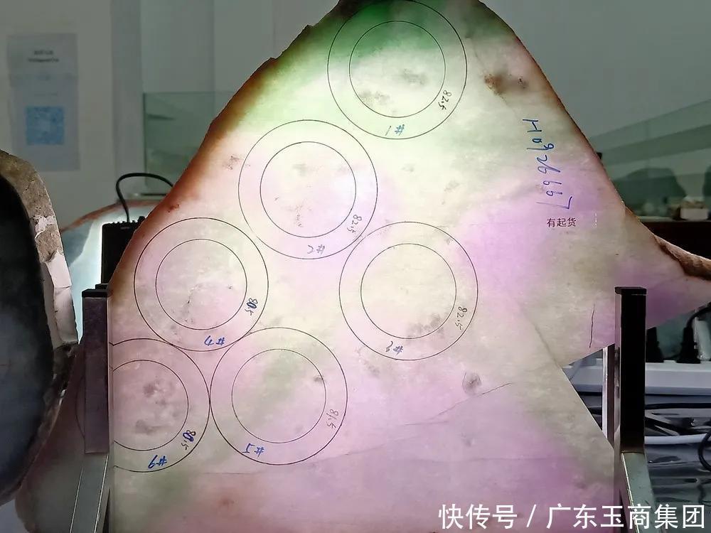 手镯|翡翠每个阶段叫什么?长什么样子?都在这里了!