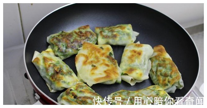 韭菜鸡蛋|韭菜鸡蛋还在包饺子吗，教你这种做法，3分钟出锅，家人嚷着吃