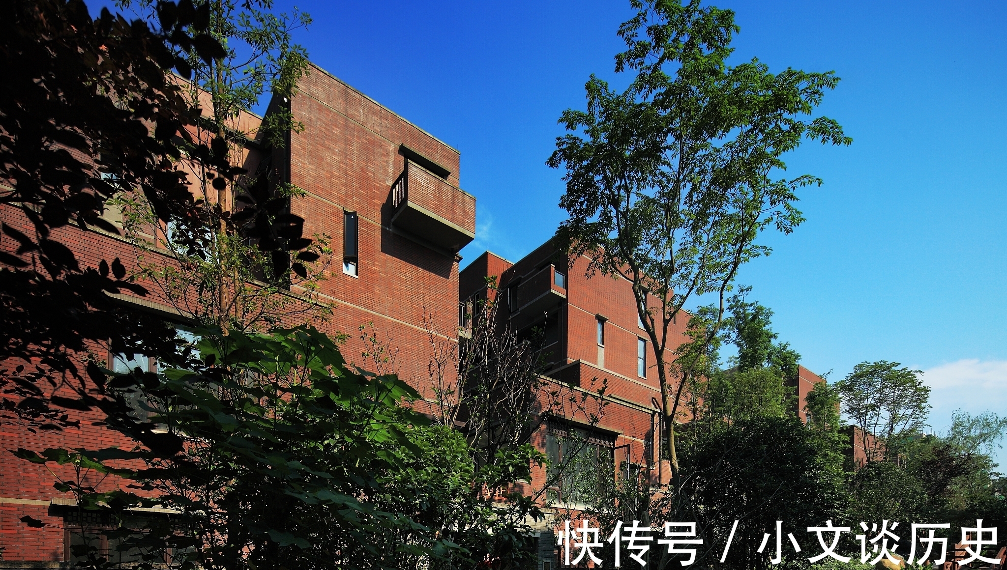 直白点|有钱人正从别墅搬回高层,别墅“不吃香”了?“3大硬伤”很真实