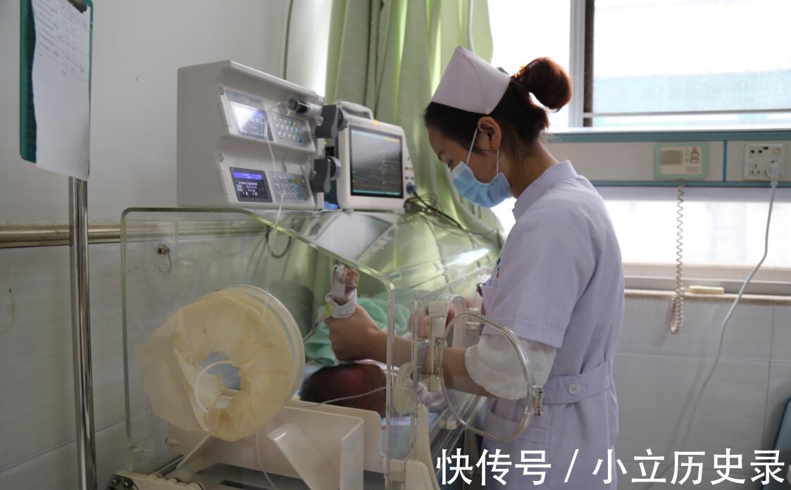 动作|不满一周岁的婴幼儿,家长别让他们做这些动作,脊柱发育会受影响