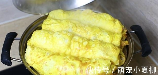 口感|快过年了，教你一种蛋卷的做法，只需简单几步，口感鲜香味道好