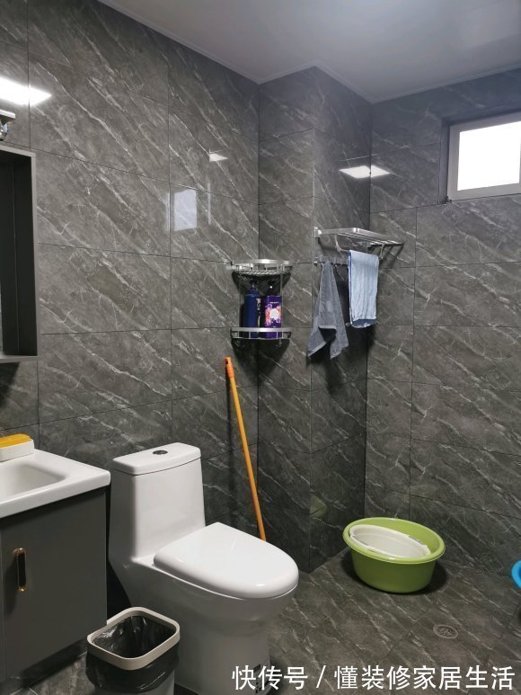 阳台|新房已入住,144平不含家具花了10万,后悔主卧阳台通铺木地板