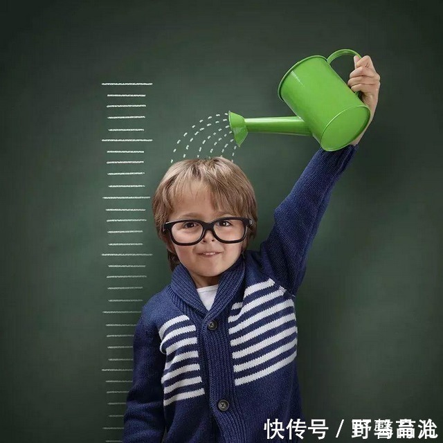 父母|五岁宝宝身高仅一米正常吗?父母粗心大意,毁掉的不止孩子的身高