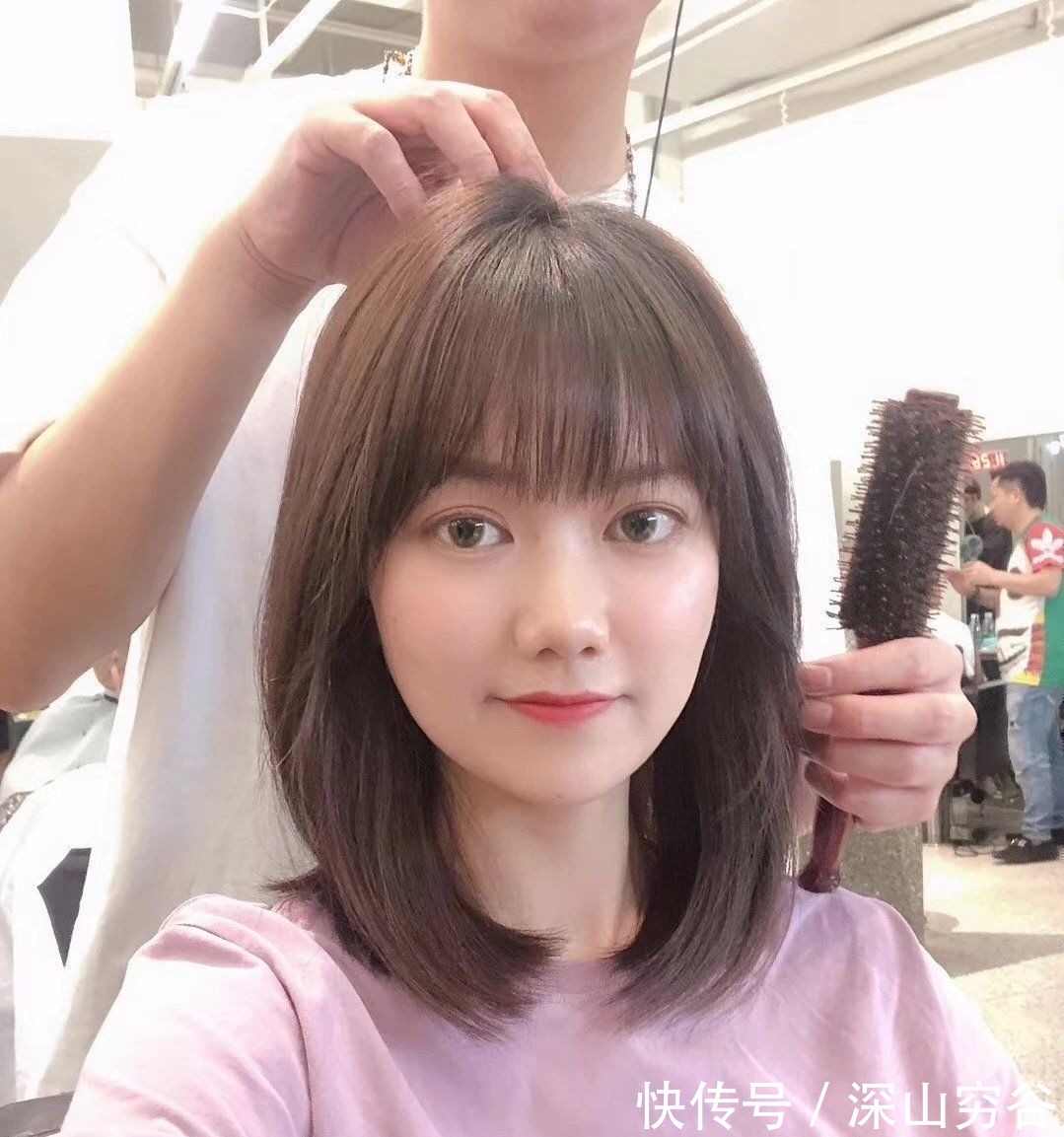 短发 新年发型别再乱剪了,这才是当下最火的发型,无论长短都很心动