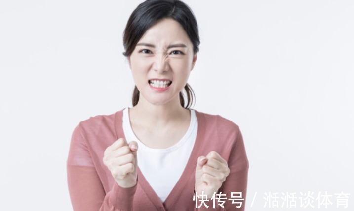 曉艷|女子睡前喝牛奶，患上甲狀腺癌，化療3次離世，醫生：無知害了她