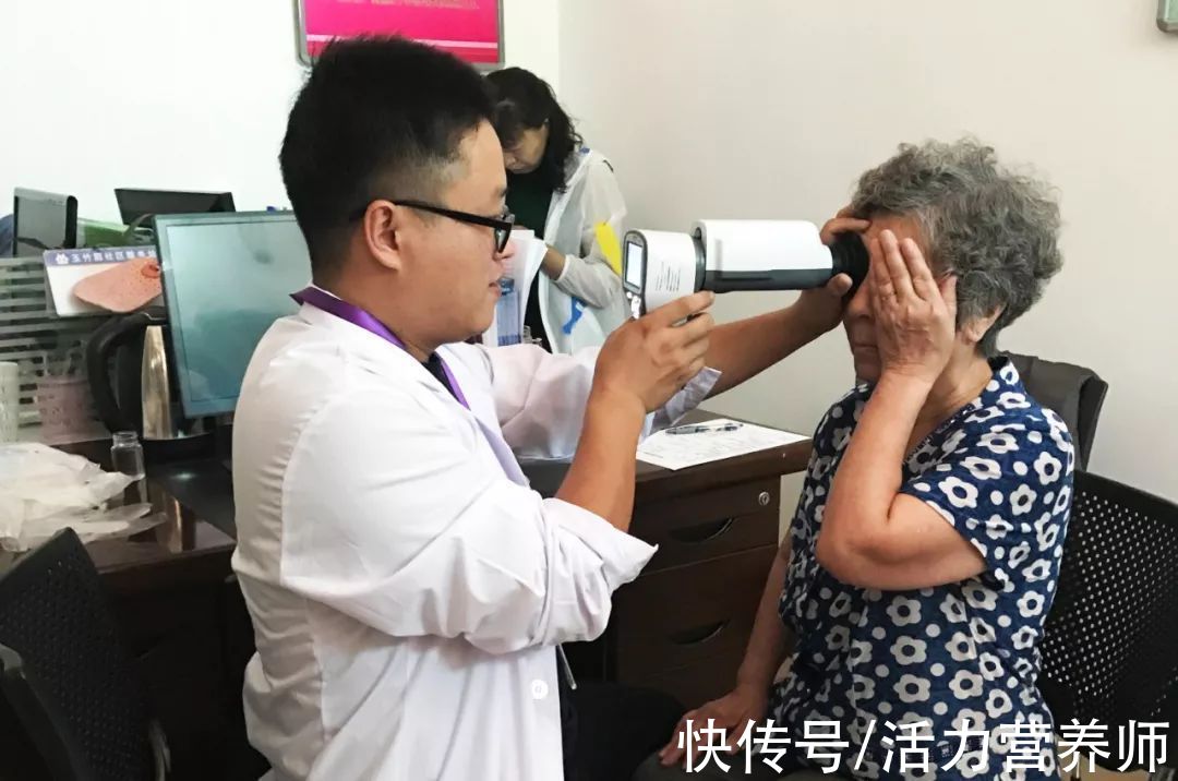 糖尿病患者|提醒:糖尿病患者务必少吃这5类食物,管不住嘴,血糖会不断升高