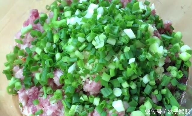 饭店|为什么饭店调的“肉馅”又香又好吃，多加2步，无论包什么都好吃