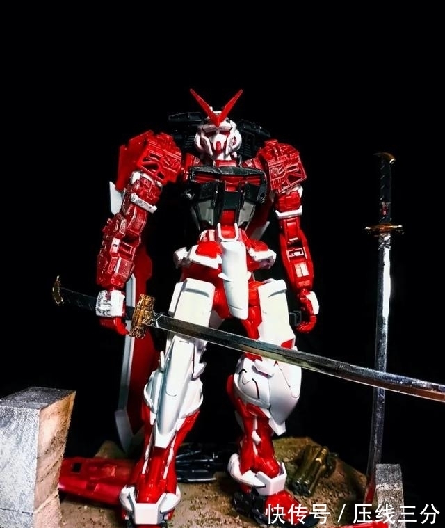 组合度|勤俭持家:麻辣兔头别扔,那是好材料