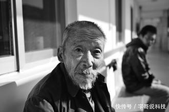 老年痴呆症的“罪魁祸首”找到了,5个坏习惯,劝你尽早改掉