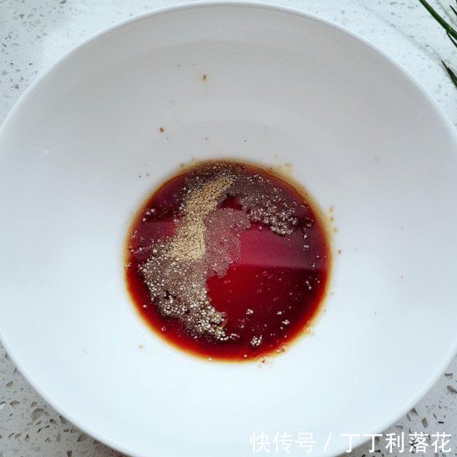 清淡|阳春面,汤清味鲜,清淡爽口