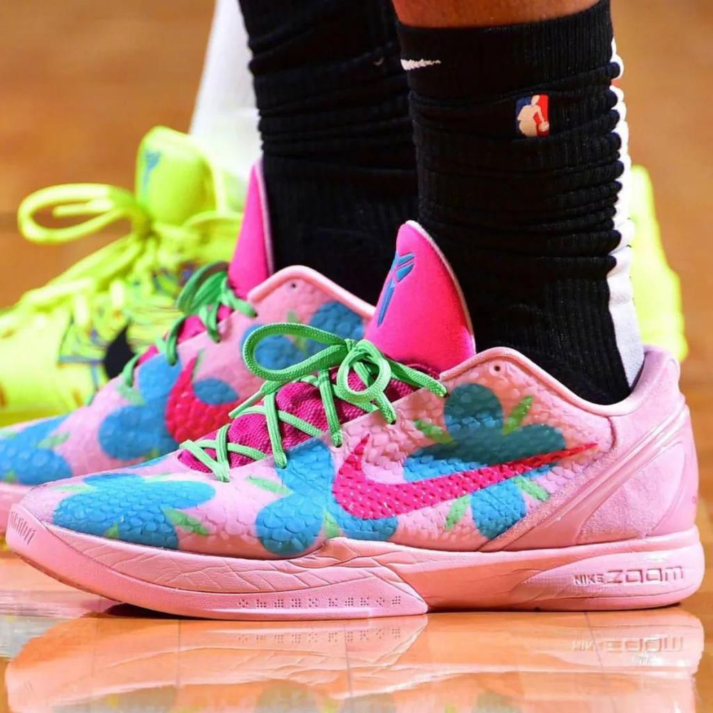 球鞋上脚集锦：库里难！